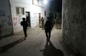 الاحتلال يقتحم قلنديا ويعتقل 5 شبان