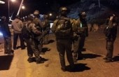 نابلس.. قوات الاحتلال تعتقل 5 شبان بينهم جريح