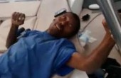 ظل 8  أيام في عرض البحر داخل صندوق بعد تحطم قاربه