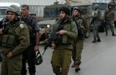 قوات الاحتلال تعتقل 25 فلسطينيا فجر اليوم في الضفة المحتلة 