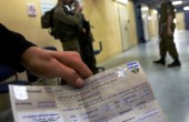 الاحتلال يسحب 83 ألف تصريح بالضفة ويلغي تسهيلات غزة