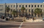 أزمة مالية تهدد استمرارية عمل الجامعات الفلسطينية