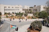 جامعة بيرزيت تستنكر منع الاحتلال لوزير التعليم الجنوب إفريقي من زيارة فلسطين