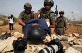 الاحتلال يعتدي على مصور صحفي في القدس