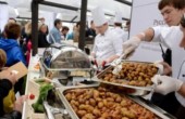 تسمم أكثر من 100 شخص في مؤتمر عن السلامة الغذائية 