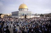 Thousands-of-Muslim-worshippers-arrive-to-Eid-prayers-at-the-al-Aqsa-Mosque.jpg