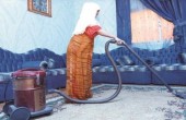 خادمة تقتل طفلة بمداومة إدخال 