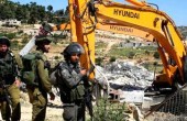 القدس..  الاحتلال يهدم منشآت ويجرف حديقة أطفال