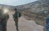 جرافات الاحتلال تغلق طريقاً زراعياً شرق نابلس