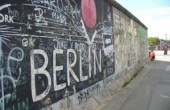 جدار برلين للبيع بعد 25 عاما على سقوطه