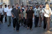 سلسلة اعتداءات للمستوطنين في الخليل ومحاولة اختطاف طفل