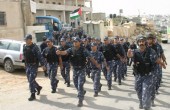 الشرطة الفلسطينية تؤكد أهمية تطبيق القوانين المرورية
