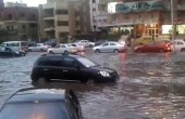 عشرات القتلى والجرحى في فيضانات بمصر