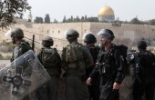 قوات الاحتلال تعتقل فلسطينيتين لدى خروجهن من الأقصى المبارك