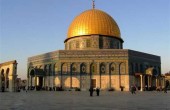 مئات الطلاب والمعلمين يعتصمون في نابلس تضامنا مع القدس والأقصى