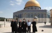وفد كنسي مسيحي يزور تضامنا الأقصى المبارك 