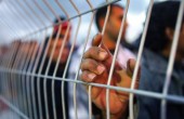 بينهم محكومان بالمؤبد... 8 أسرى يدخلون أعواماً جديدة في معتقلات الاحتلال