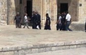 عشرات المستوطنين يقتحمون باحات الأقصى المبارك