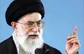 السيد علي خامنئي: مرحلة الدفاع المقدس تعكس صمود الشعب الإيراني