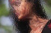 شاب يحرق وجه مراهقة لأنها ألغت طلب صداقته