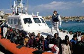 خفر السواحل الإيطالي ينقذ ألف مهاجر في مضيق صقلية