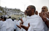 حجاج غزة يبدؤون بالعودة إلى فلسطين