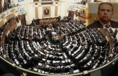 البرلمان المصري يسقط عضوية توفيق عكاشة