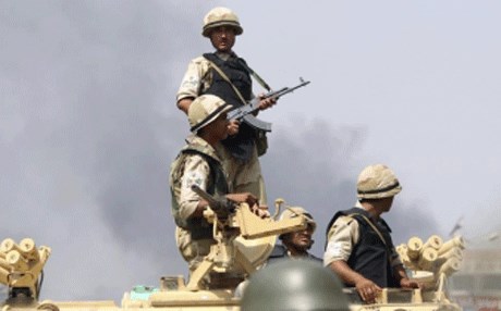 مقتل 5 جنود مصريين بانفجار عبوة في سيناء