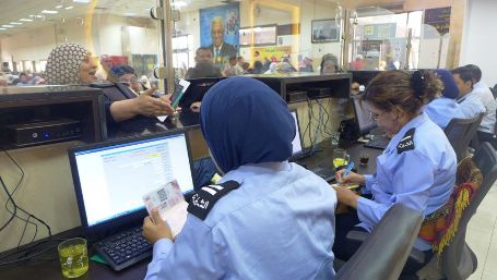 أريحا.. الاحتلال يمنع 6 مواطنين من السفر عبر الكرامة