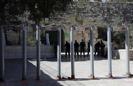 اعتقالات قرب أبواب الأقصى واستدعاءات في سلوان