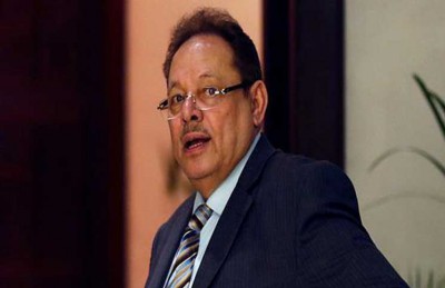 ناصرمحمد يطلق مبادرة لوقف الحرب في اليمن