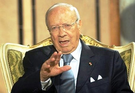 السبسي: لانية لواشنطن إقامة قاعدة عسكرية في تونس