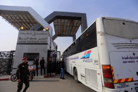 غزة.. فتح معبر رفح بالاتجاهين لـ 4 أيام