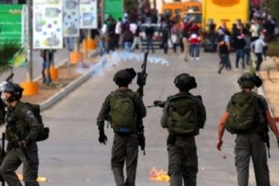 إصابة العشرات بمواجهات مع الاحتلال والمستوطنين في سلوان