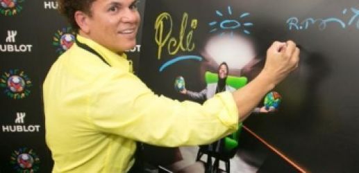 فنان يرفع دعوى على أبل لـ