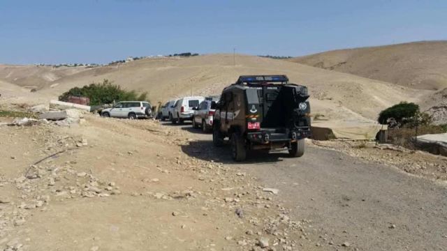 12 يوماً للأهالي بتجمع الخان الأحمر قبل الهدم أو الترحيل