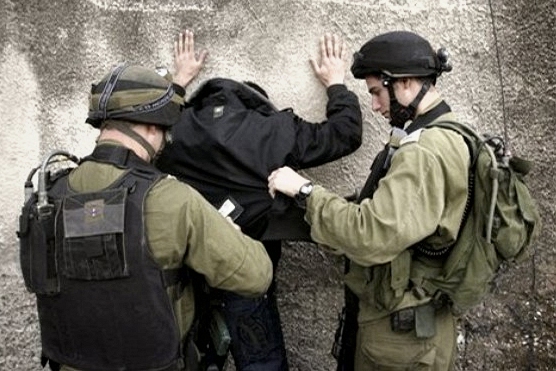 الاحتلال يزعم اعتقال فلسطيني بحوزته بسكين شرق خانيونس