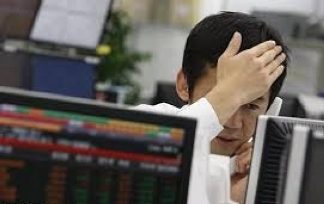 نيكاي في أدنى مستوياته في 5 أسابيع مع تجدد صعود الين