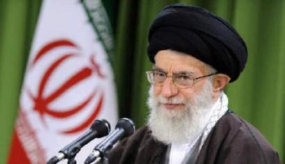 السيد خامنئي يتهم لندن وواشنطن بتقديم الدعم الرسمي للاحتلال في عدوانه على غزة 