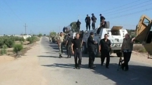 مقتل 3 أفراد من الامن المصري بينهم ضابط