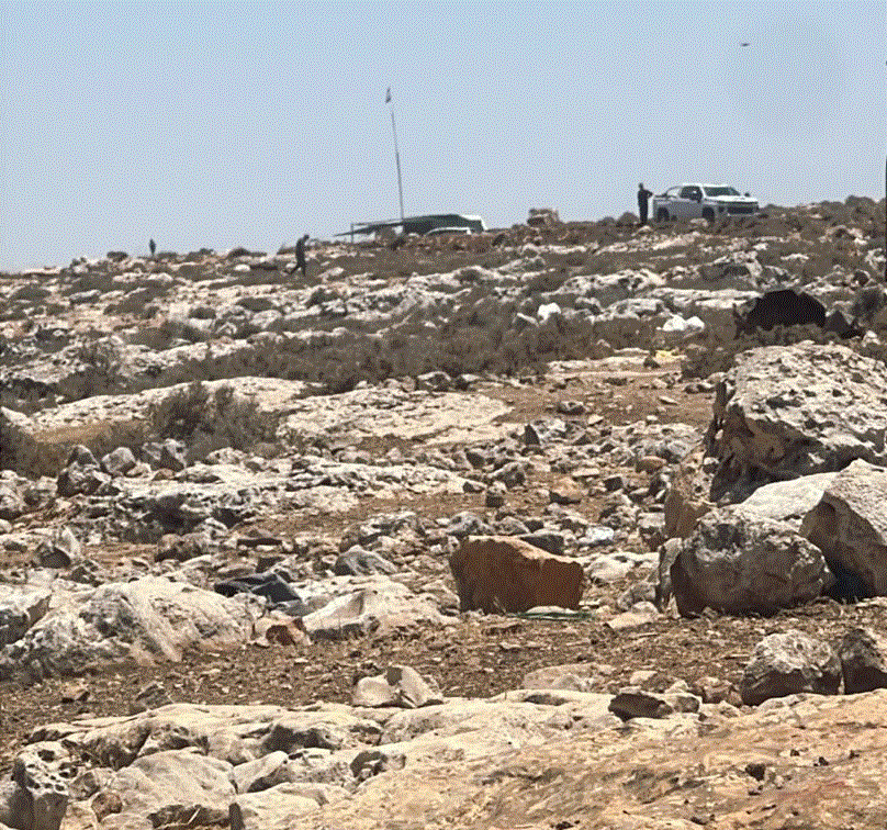 بؤرة استيطانية.gif