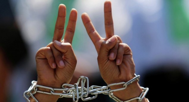 الاحتلال يمدد اعتقال الصحفيين الجعبري 12 يوماً