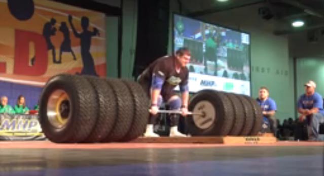 ليتواني يسجل رقماً قياسياً جديداً برفع الأثقال 