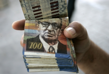 الانتهاء من استبدال 200 مليون شيكل تالفة في غزة