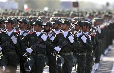 إيران تؤكد استعدادها للتصدي لأي اعتداء على المفاعلات النووية