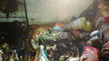 مصرع مسنة واصابة أبنتها في حريق داخل منزلهن بالخليل