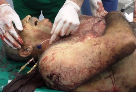 قوات الاحتلال تغتال مواطنا وتصيب نجليه