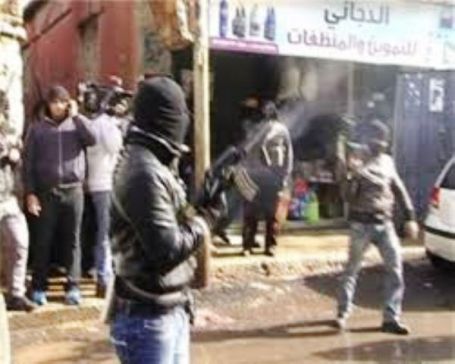 مسلحون يغلقون مدخل نابلس الجنوبي