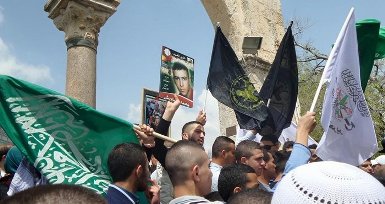 وقفة تضامنية مع الأسرى في الأقصى المبارك