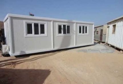 الأونروا تسلم 449 منشأة من مشروع الاسكان في خان يونس 